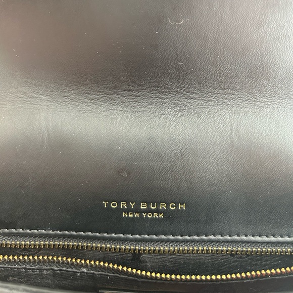 EUC Large Tory Burch Willa - Picture 9 of 11